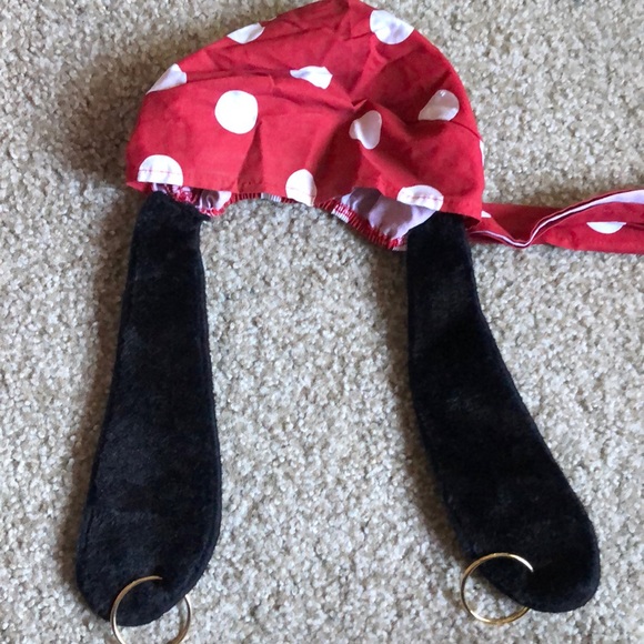 goofy pirate hat